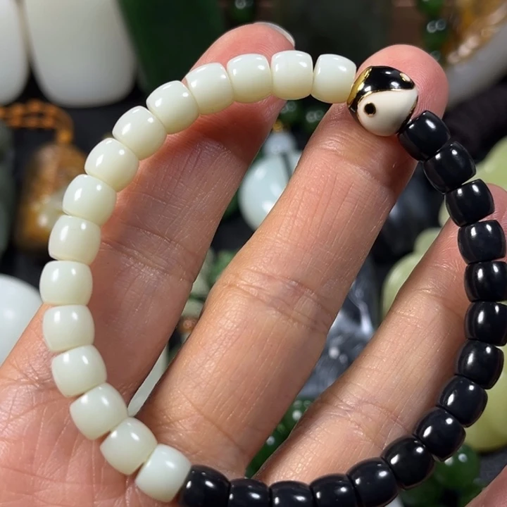 和田玉未镶嵌手串