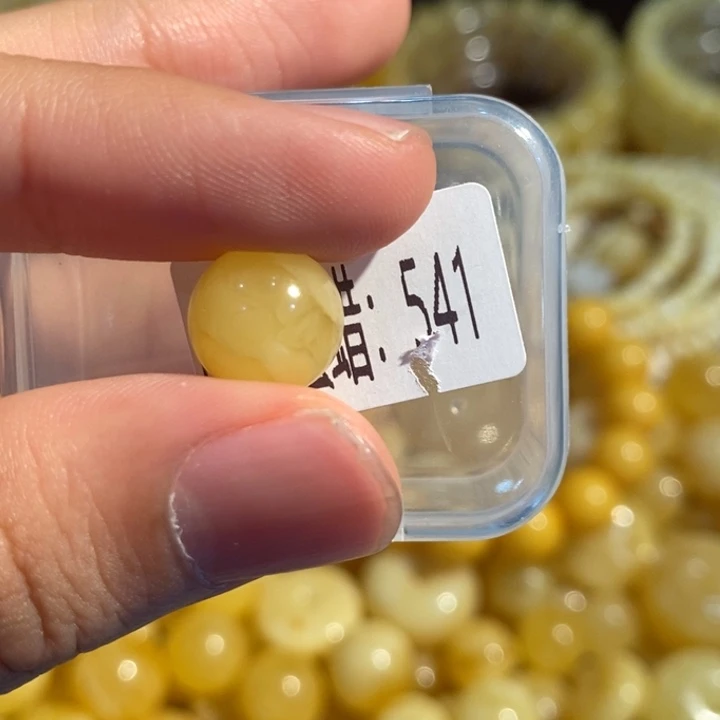 琥珀未镶嵌珠宝奇石541