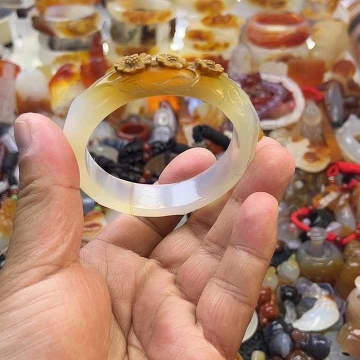 玛瑙/玉髓未镶嵌手镯