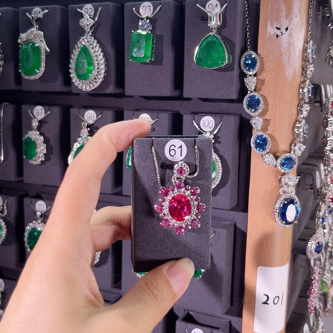 颈饰蓝宝石银S925镶嵌