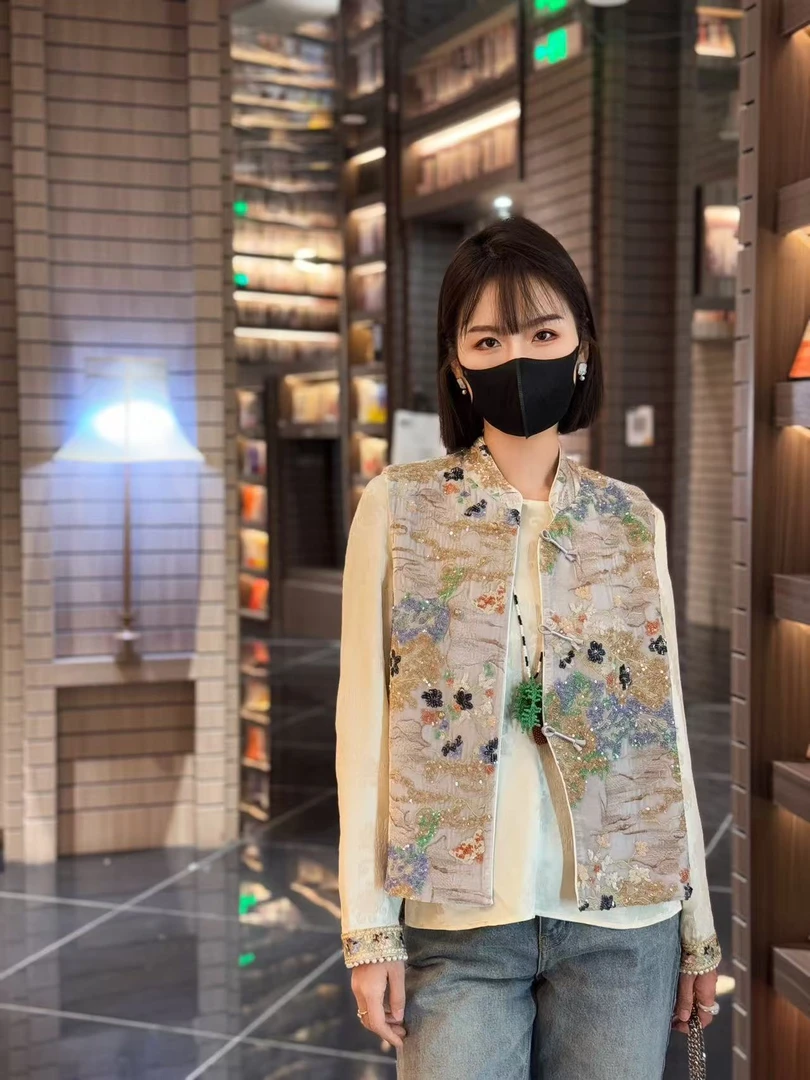 【年中福利】绘韵 新款国风100真丝丝绒重工刺绣镶片休闲马甲 D2509