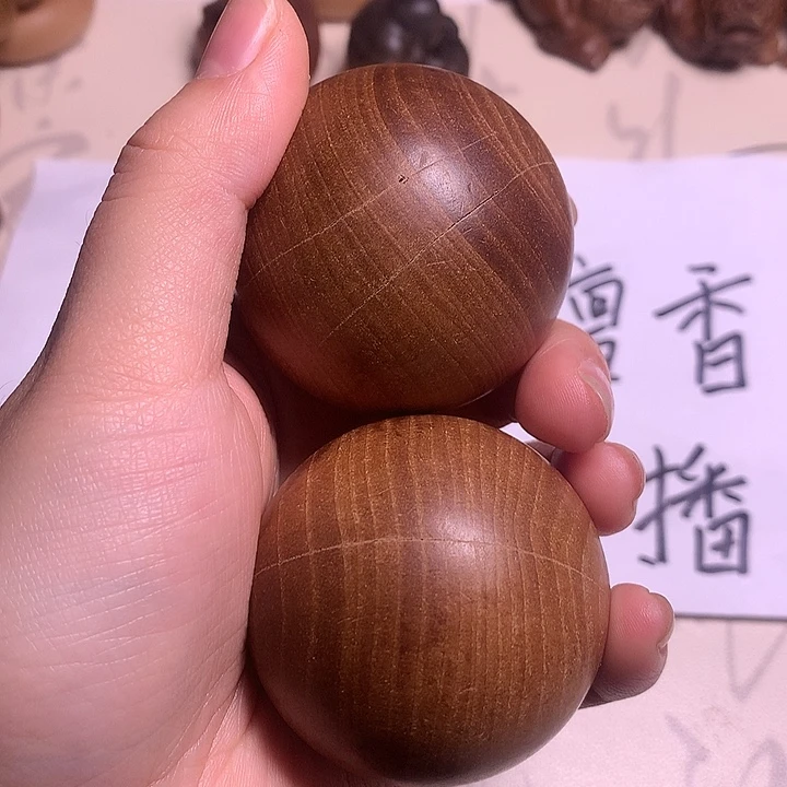 檀香木无事牌手球瑕疵
