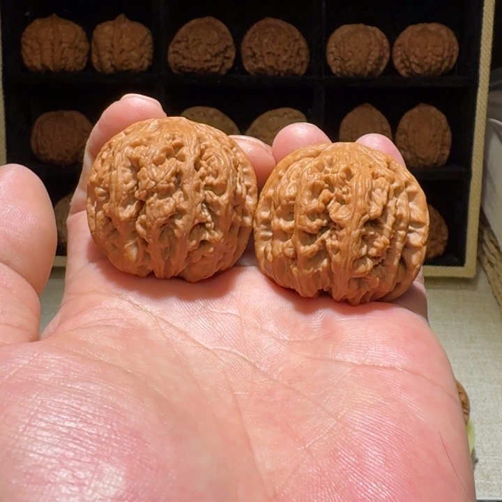 吊坠文玩核桃41大粗筋