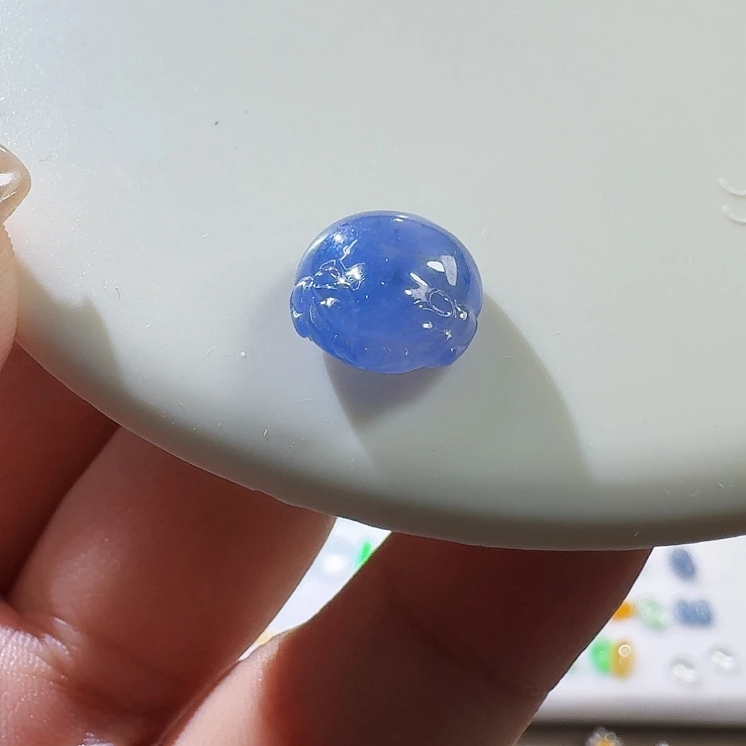 翡翠未镶嵌颈饰裸石