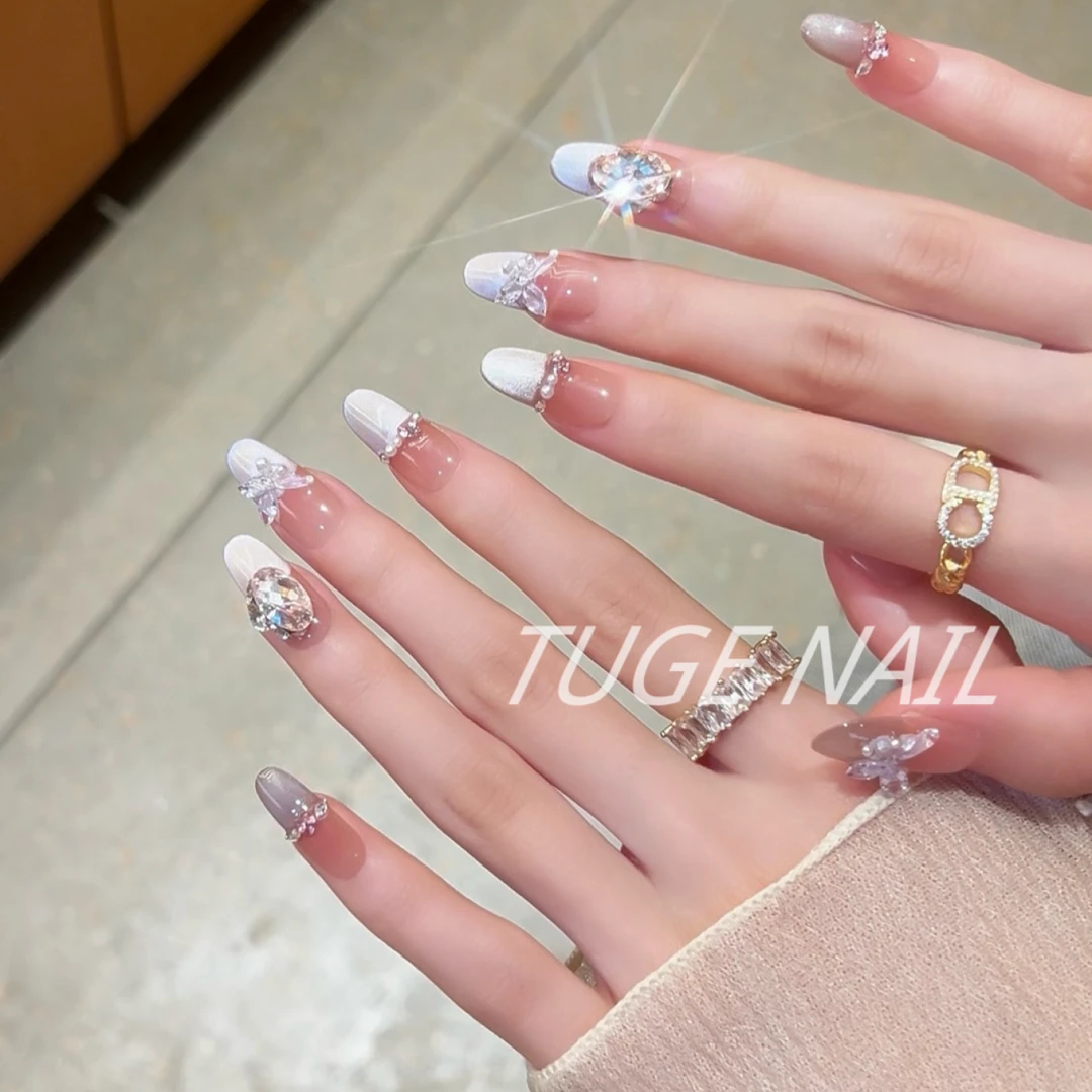 TugeNail“心动讯号"25年春夏魔镜高级气质蝴蝶设计穿戴美甲TGY325