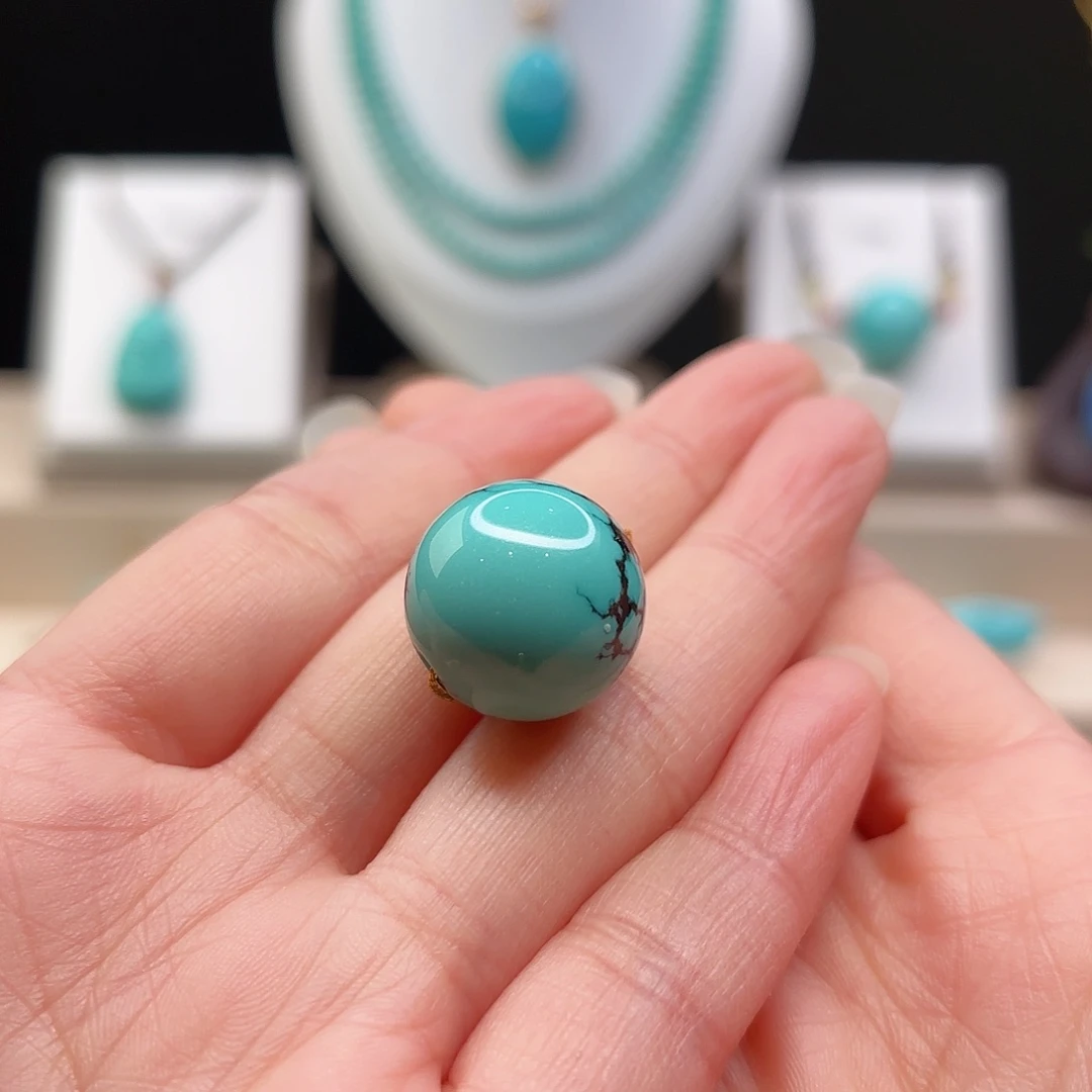 绿松石配饰未镶嵌