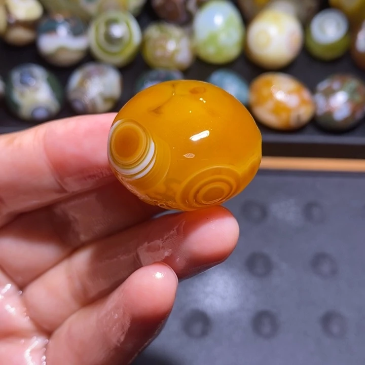未镶嵌玛瑙/玉髓珠宝半成品90