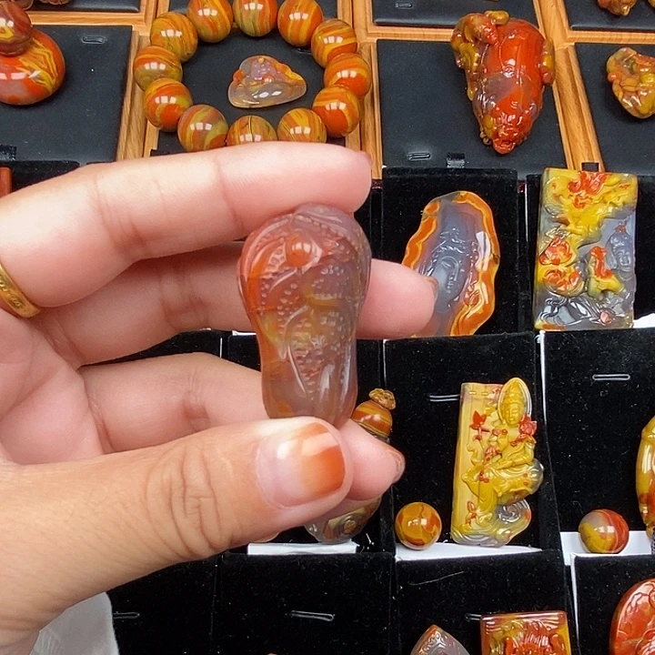 玛瑙/玉髓未镶嵌天然玛瑙战国红