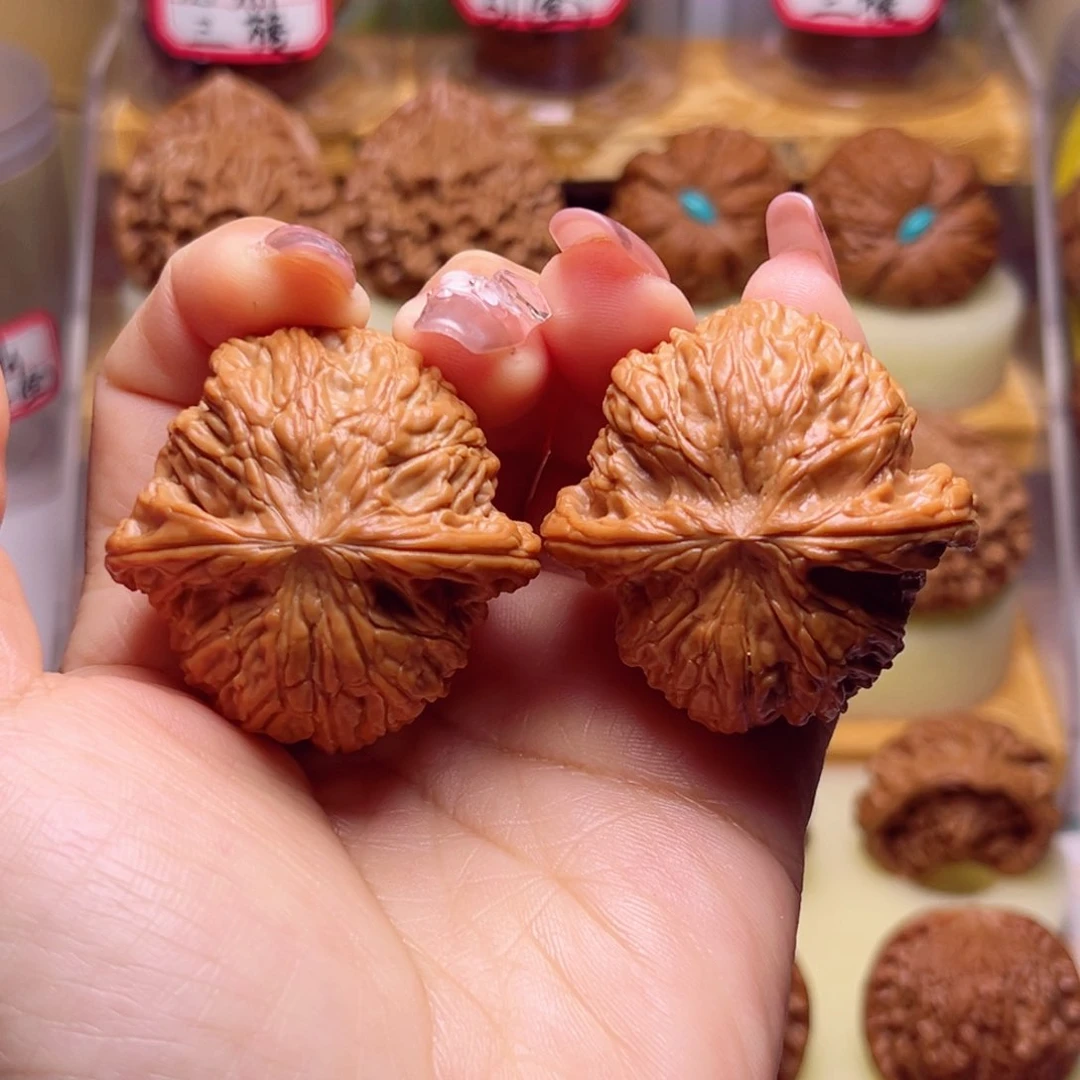 文玩核桃吊坠42尺全品正球磨