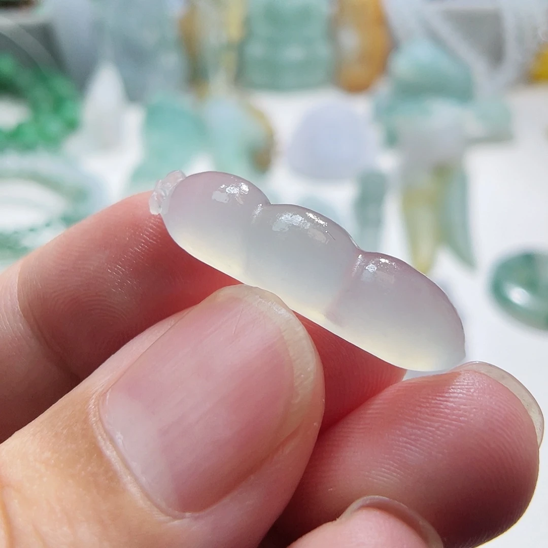 定制翡翠未镶嵌翡翠福豆