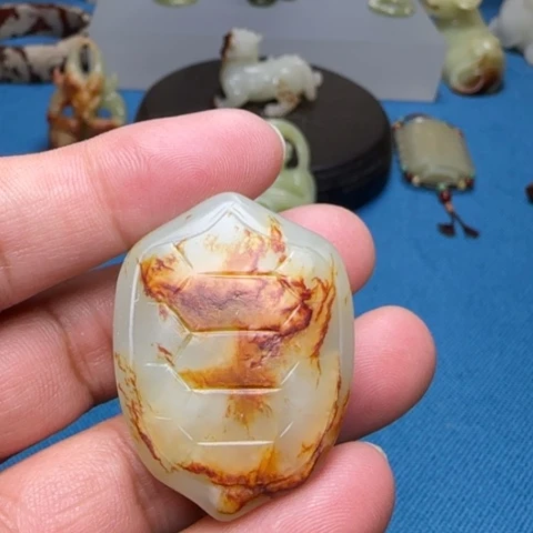 和田玉未镶嵌挂件