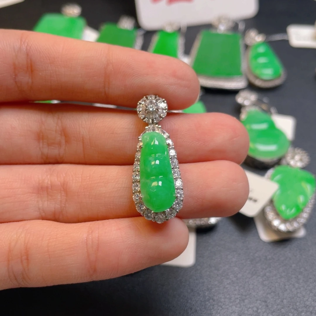 翡翠银S925镶嵌颈饰