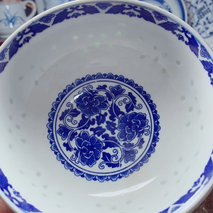 青花玲珑7寸面碗牡丹花