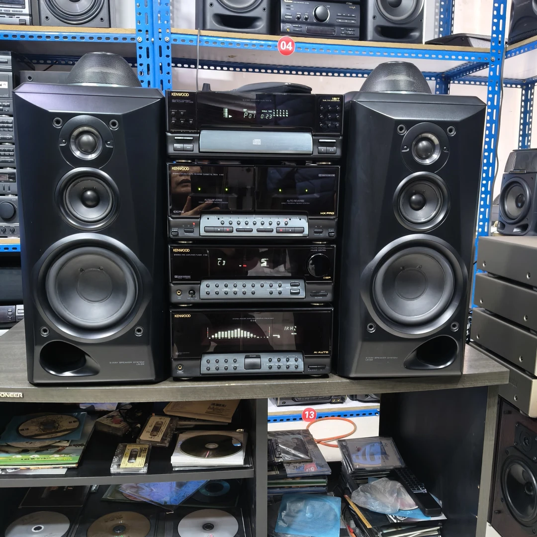 9新  九成新建伍组合音响功能完好声音通透音质好不包邮运费自理