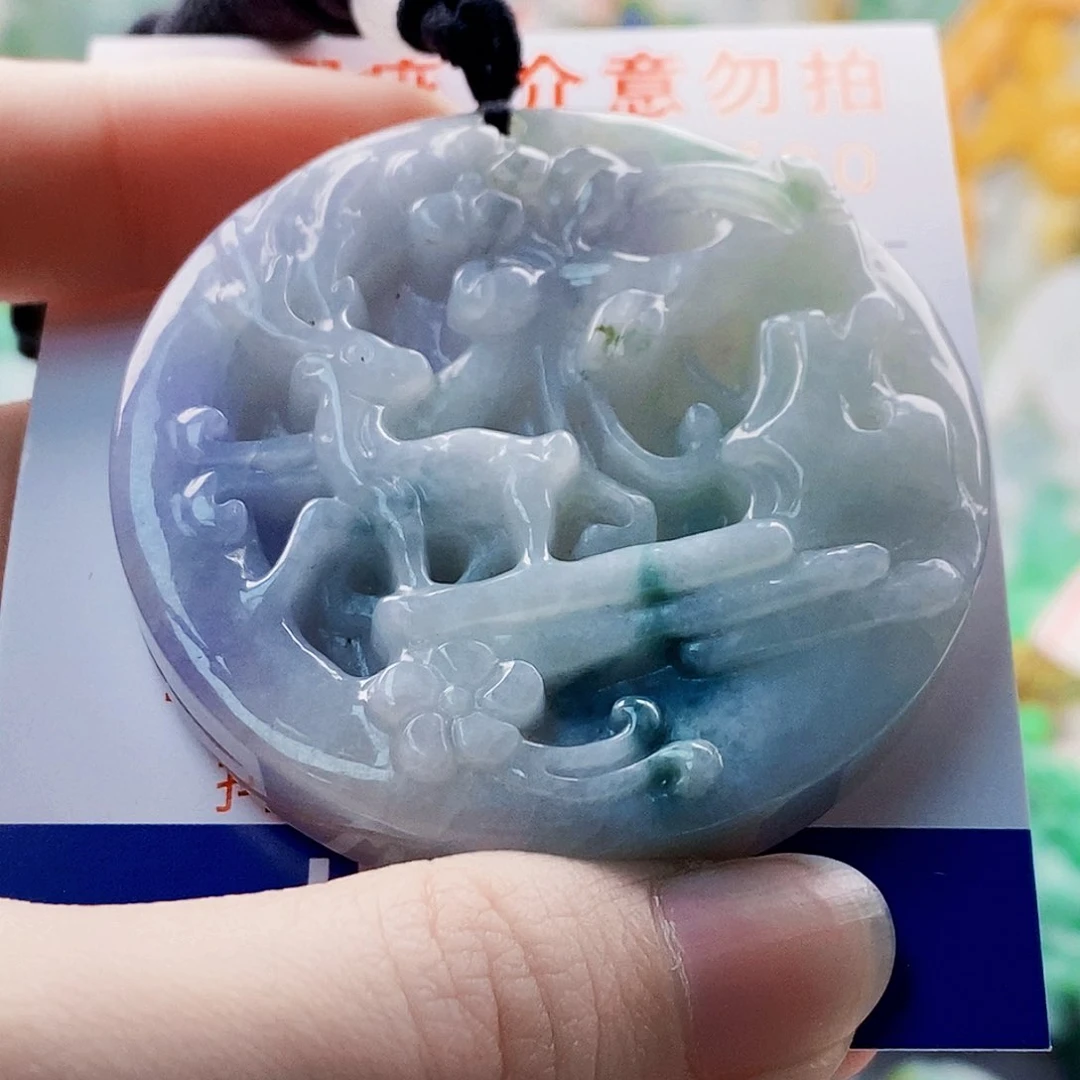 吊坠(不含链)未镶嵌翡翠