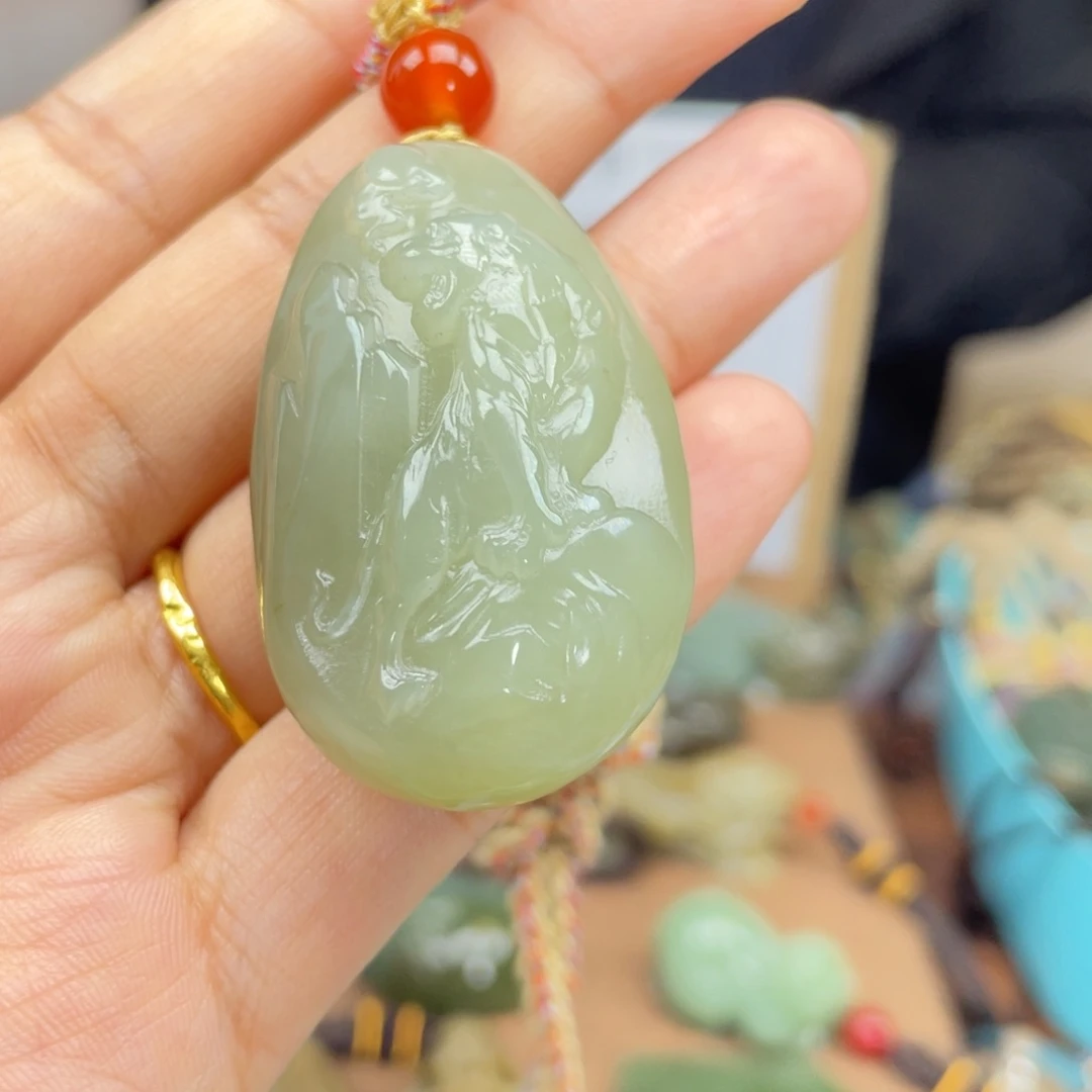 和田玉颈饰未镶嵌