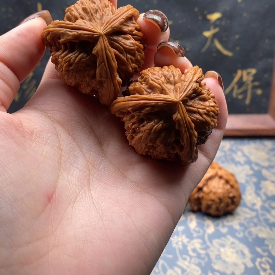 吊坠文玩核桃劲*白狮子