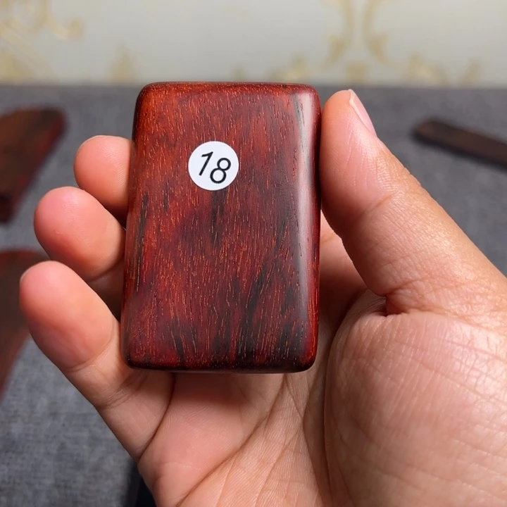 小***3檀香紫檀（小叶紫檀）