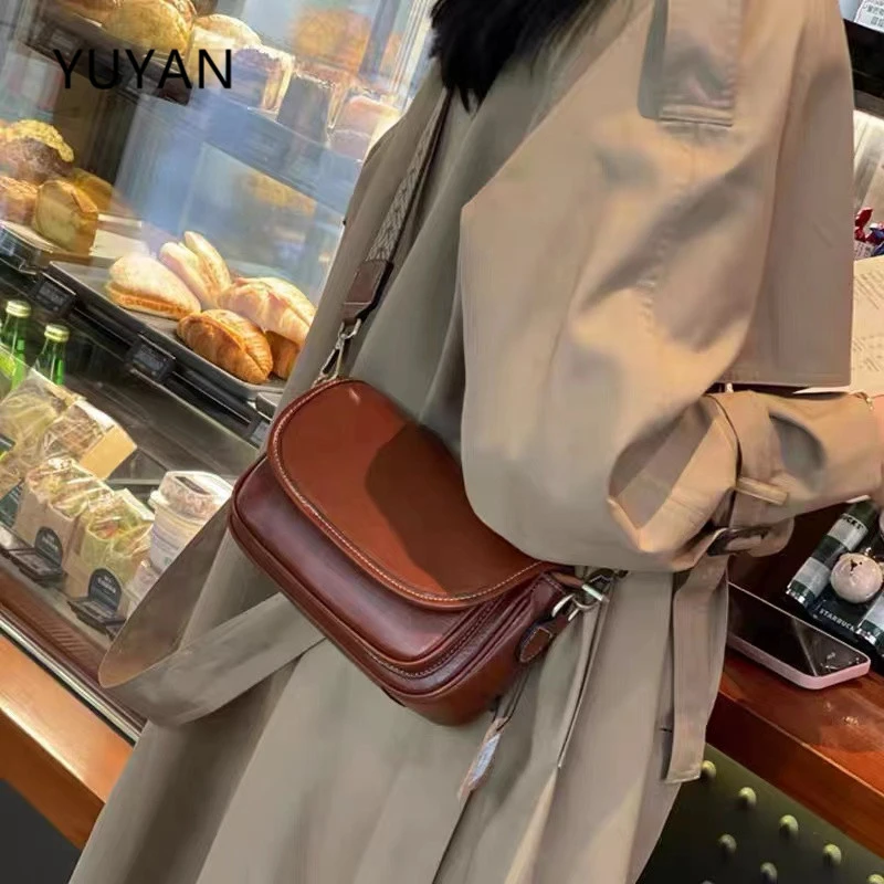 2025女包新款斜挎包款潮牛皮小方包植鞣牛皮单肩包复古时尚小包包