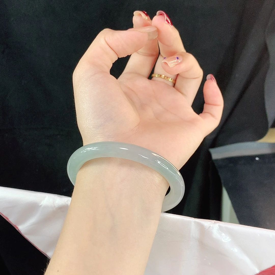 未镶嵌手镯翡翠天然翡翠A货605