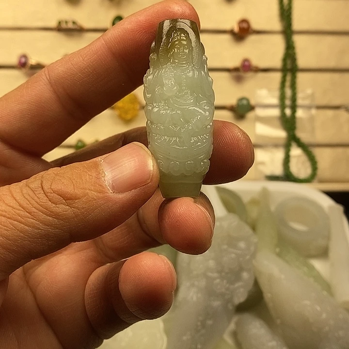 和田玉（糖玉）未镶嵌颈饰