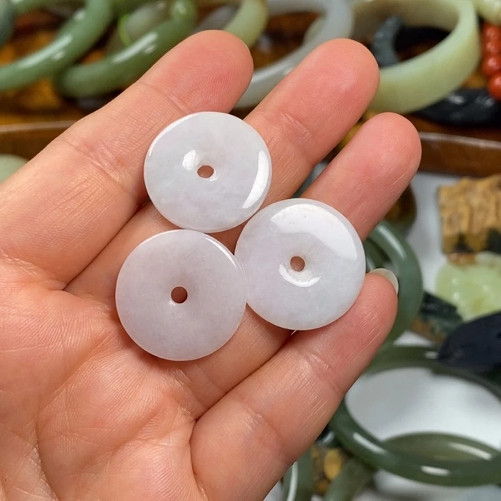 请***姐和田玉（糖玉）未镶嵌手链