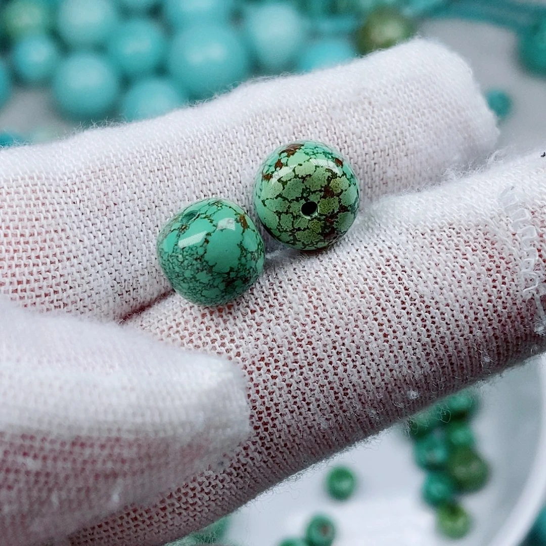 玩***趣绿松石未镶嵌珠宝奇石