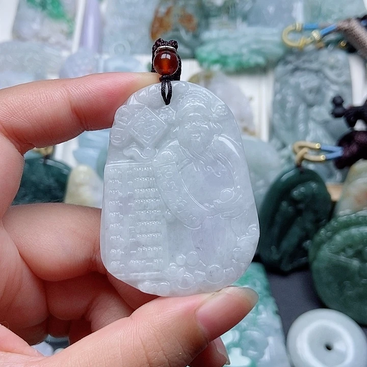 翡翠未镶嵌吊坠(赠链)翡翠