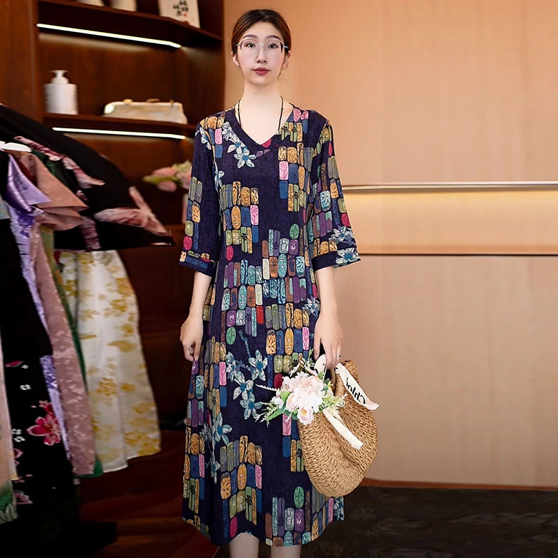 【五彩琉璃】新款显白遮肉连衣裙V-1