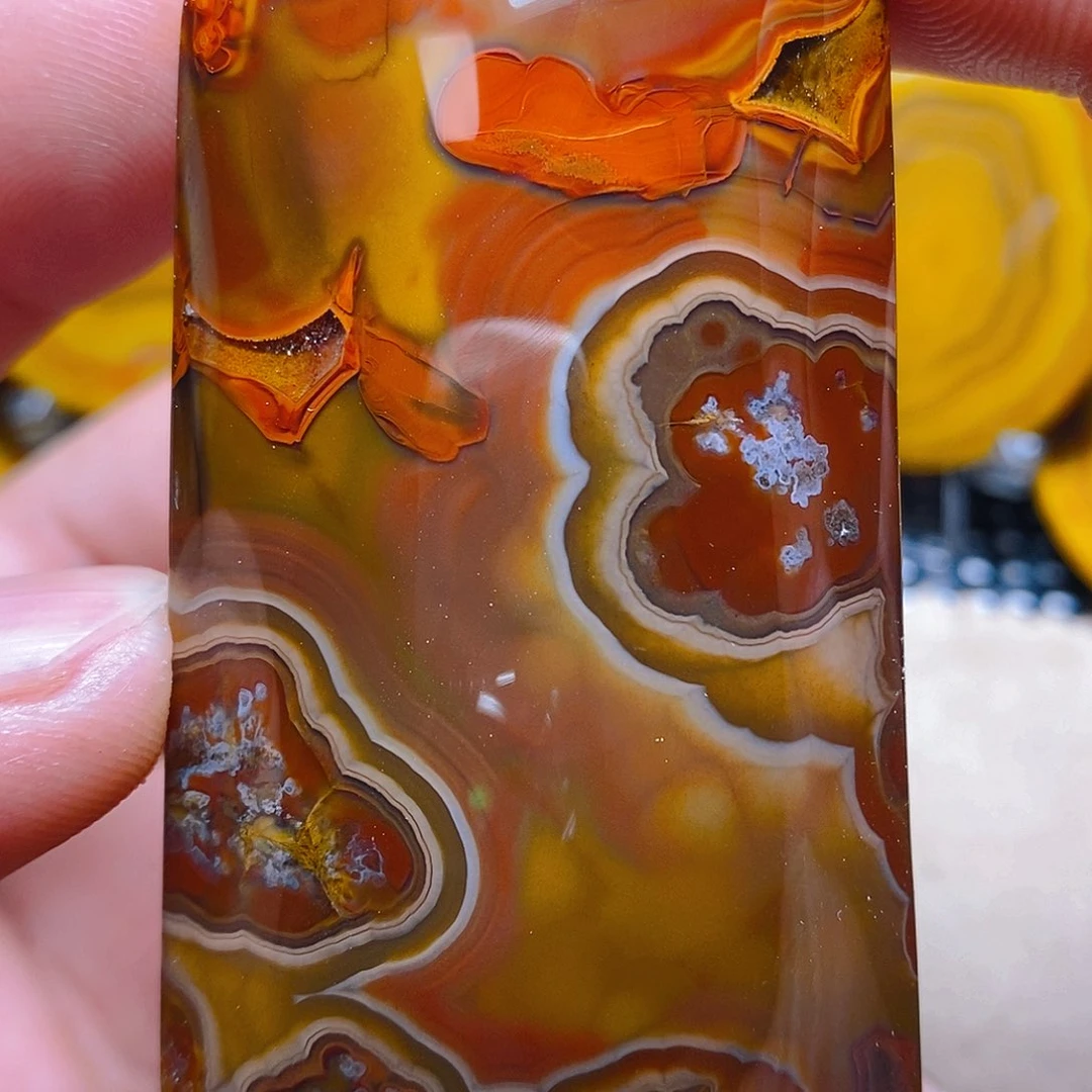 玛瑙/玉髓颈饰未镶嵌老**匠