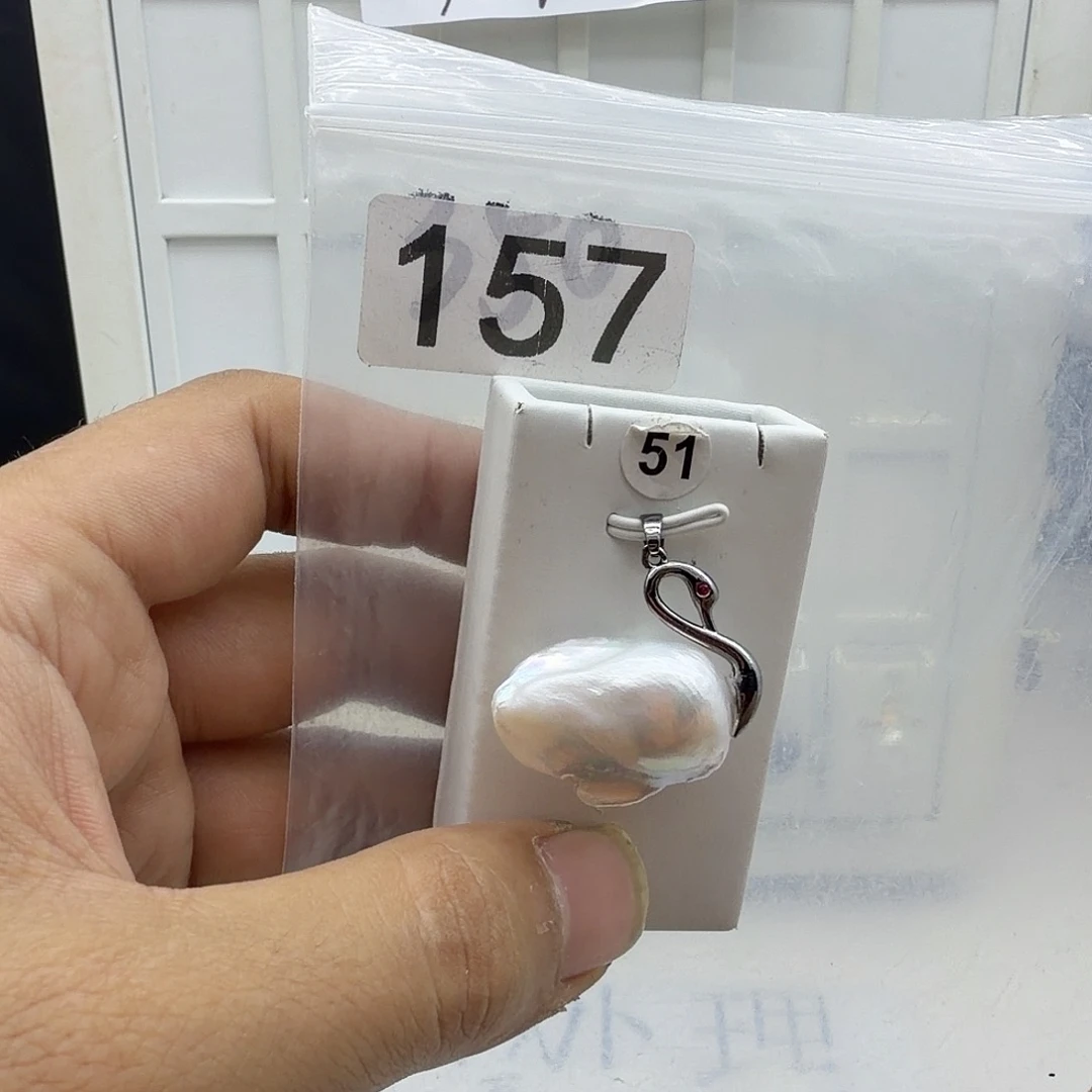 淡水珍珠颈饰合金