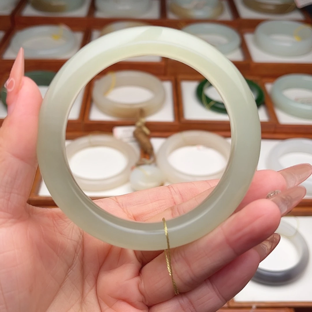 和田玉未镶嵌手镯58.7