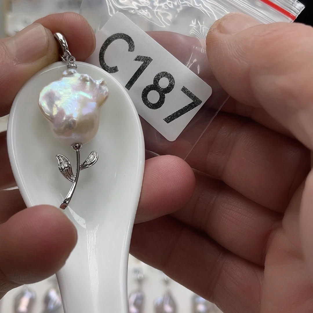 淡水珍珠颈饰银S925镶嵌