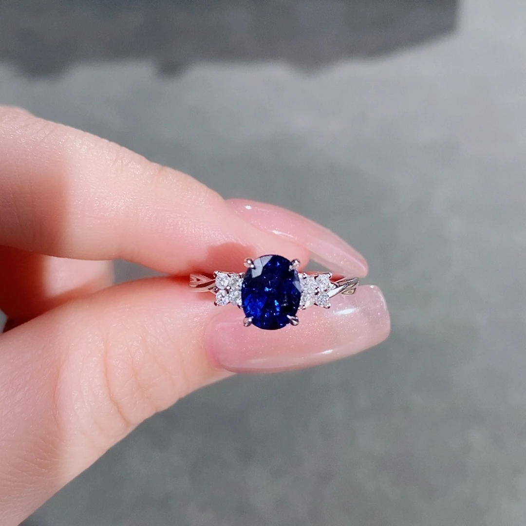 蓝宝石戒指18K金镶嵌1.86ct