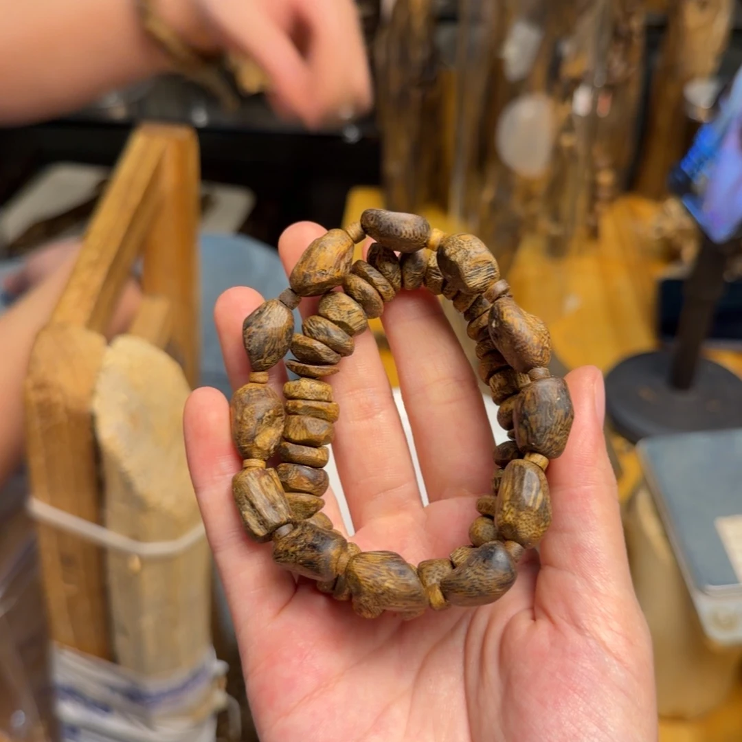 A***x沉香沉香碎屑白棋留疤包壳26克