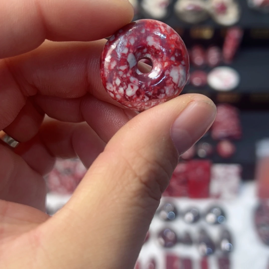 天然辰砂天然朱砂平安扣10