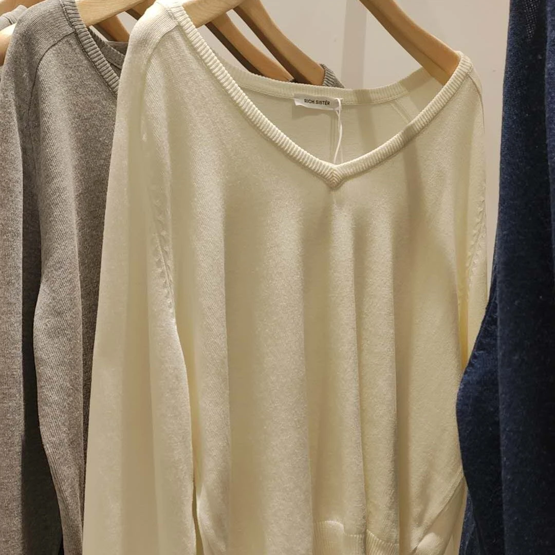 （NO退NO换）女装韩版时尚V领打底衫