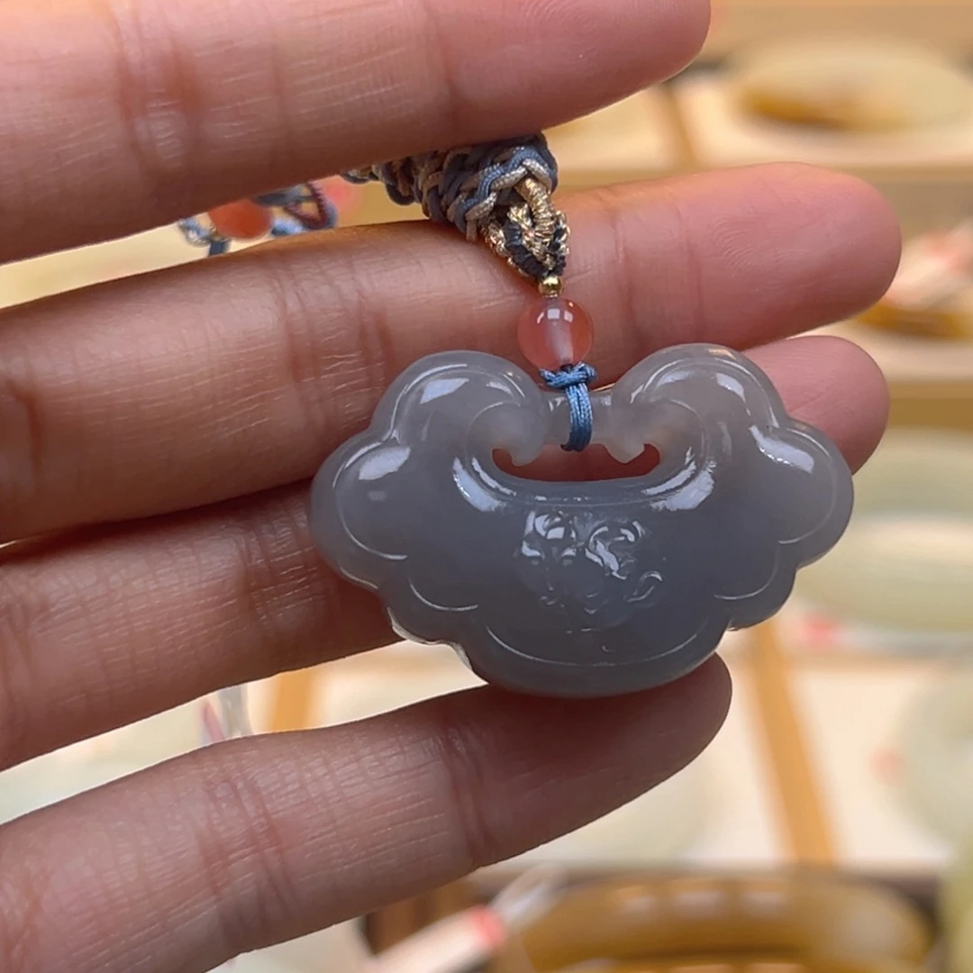 和田玉未镶嵌颈饰9