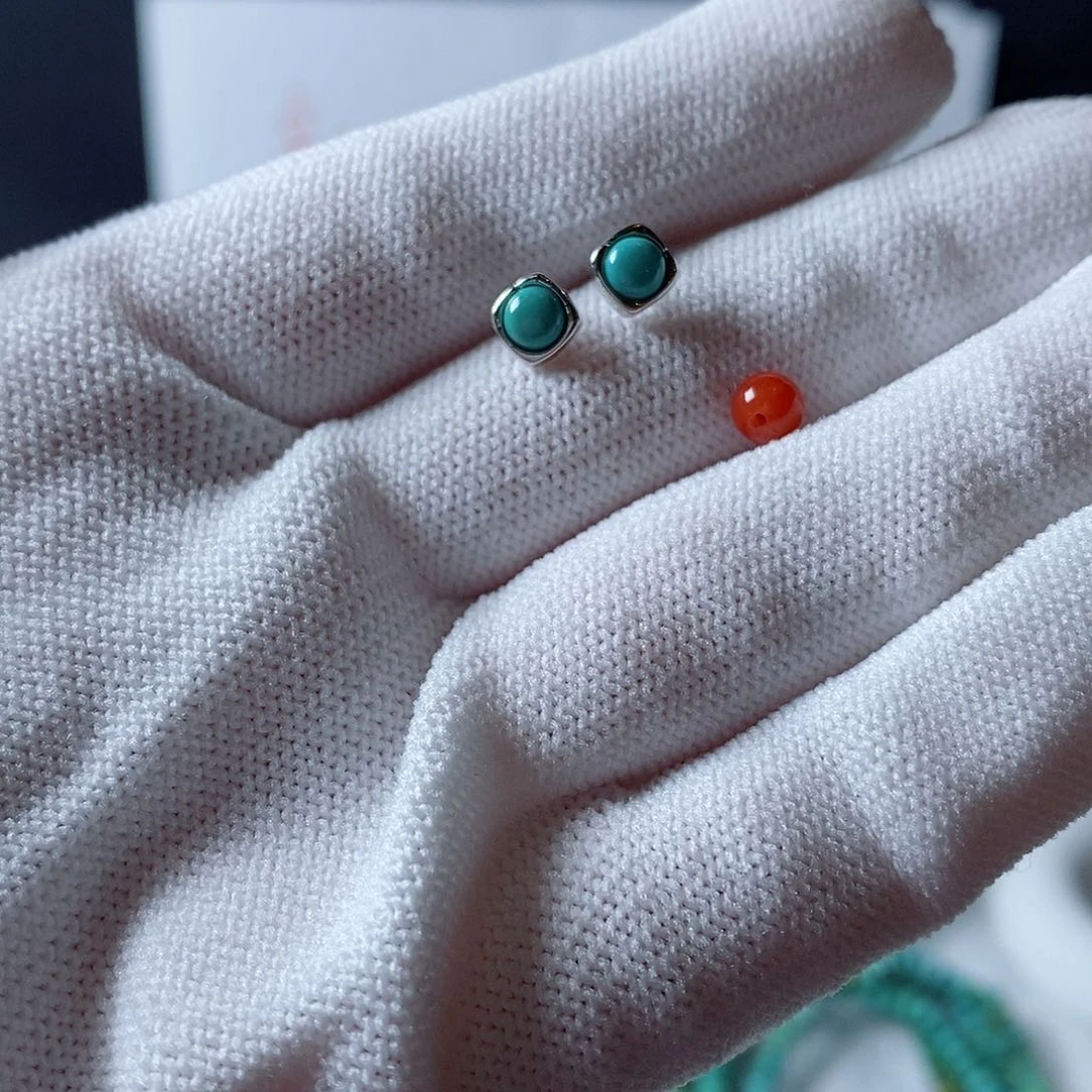 南红玛瑙颈饰未镶嵌