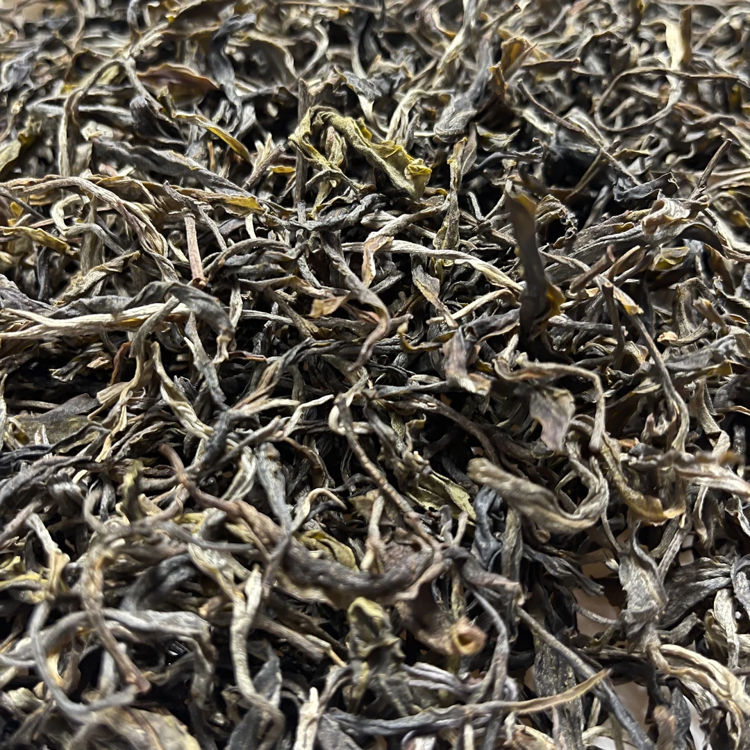 2025年云南勐海布朗山大树春茶 生茶500g