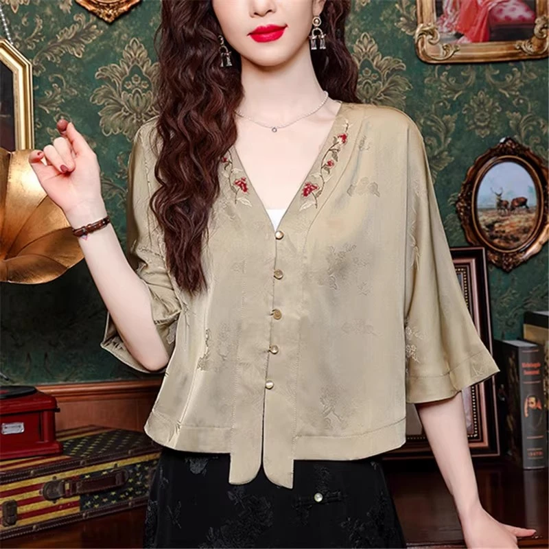 新中式国风复古小衫2025春夏新款民族风绣花高端提花上衣宽松女