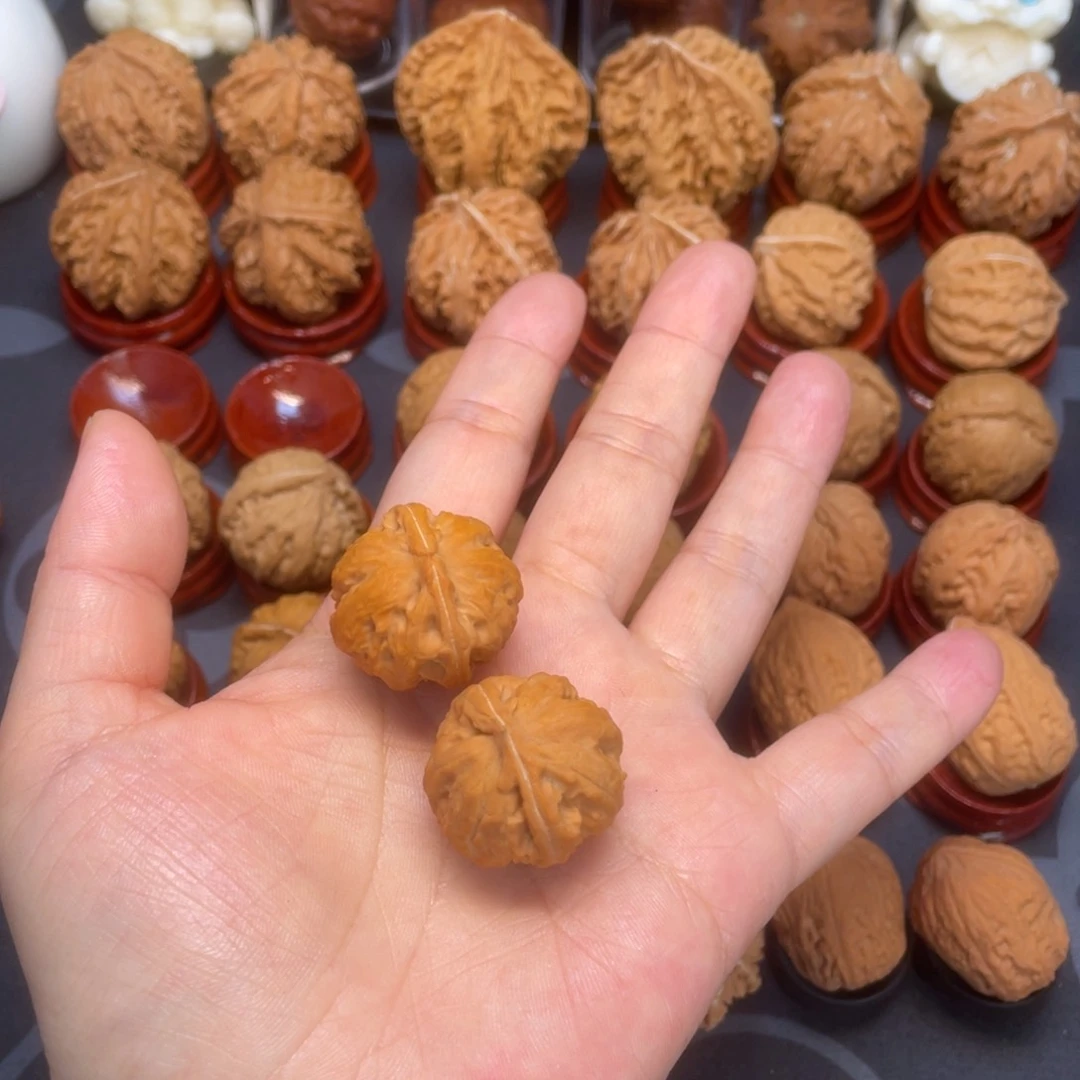 文玩核桃把件邱*龙爪