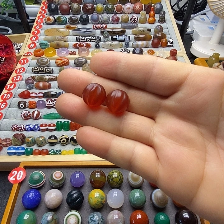 玛瑙/玉髓未镶嵌颈饰