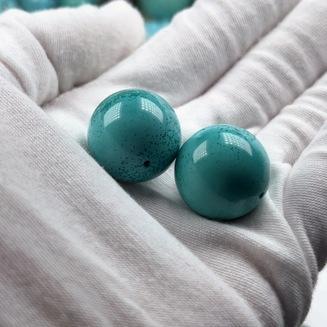 绿松石珠宝奇石未镶嵌向**义