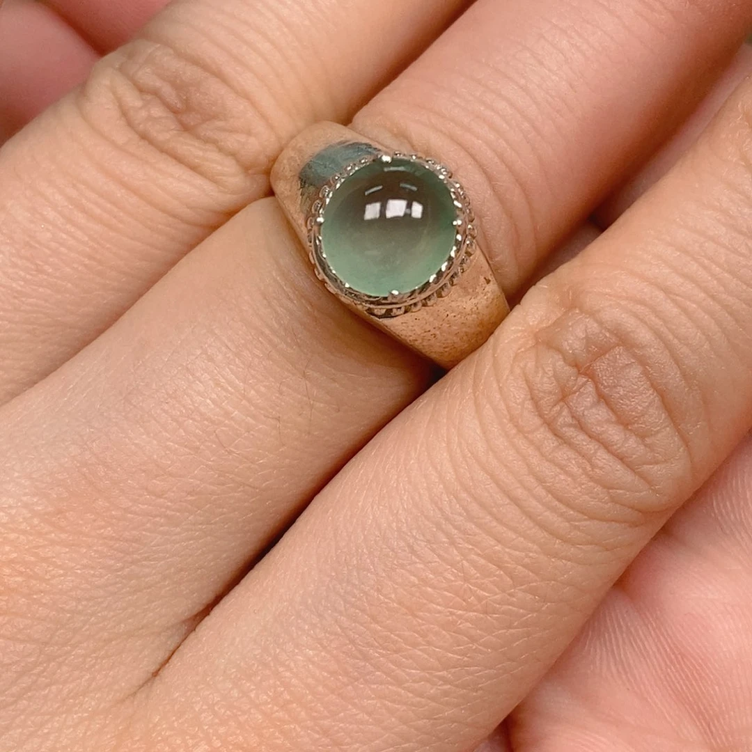 翡翠戒指未镶嵌翡翠