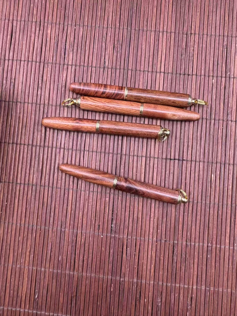 1817 黄花梨挖耳勺