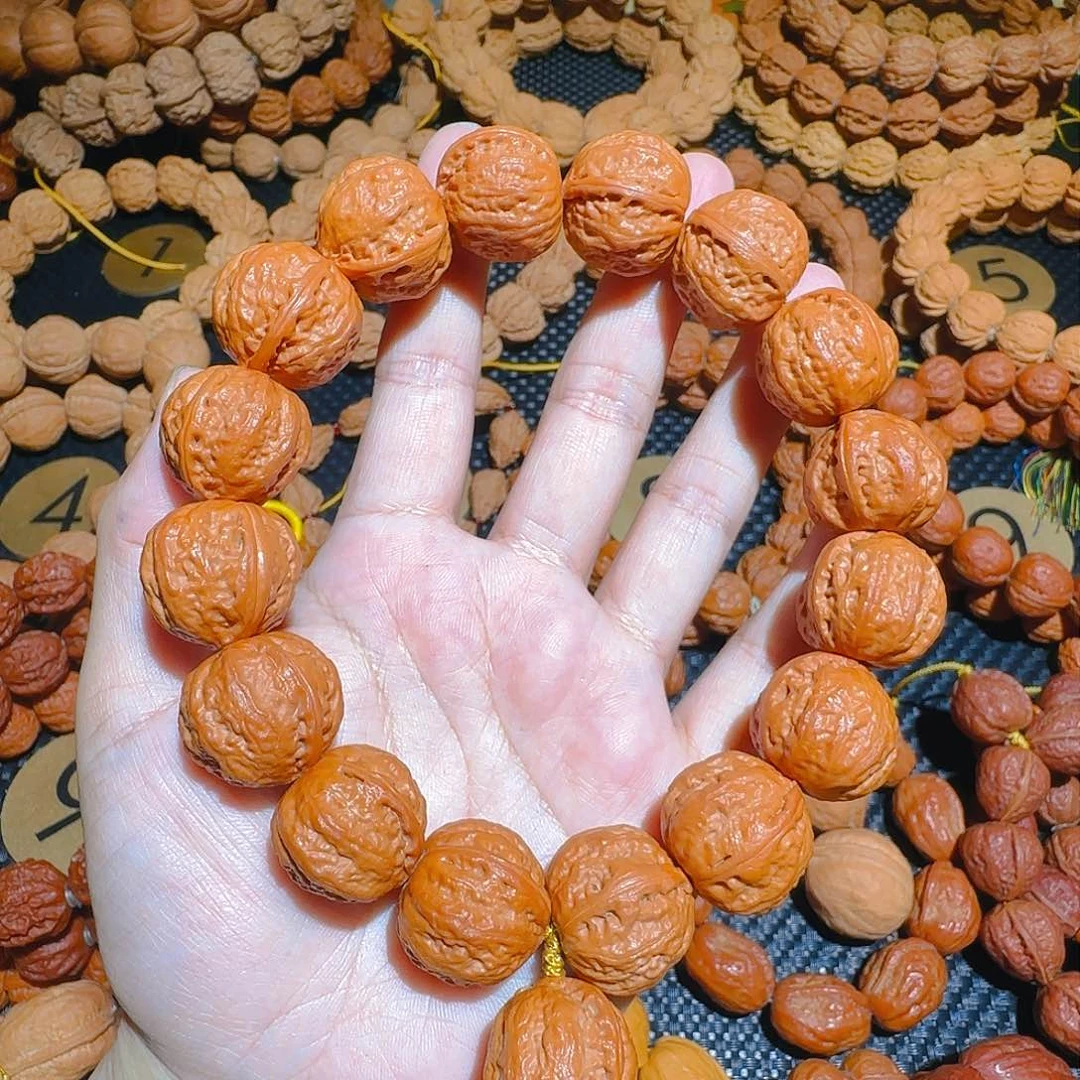 文玩核桃吊坠蚂蚁纹手持