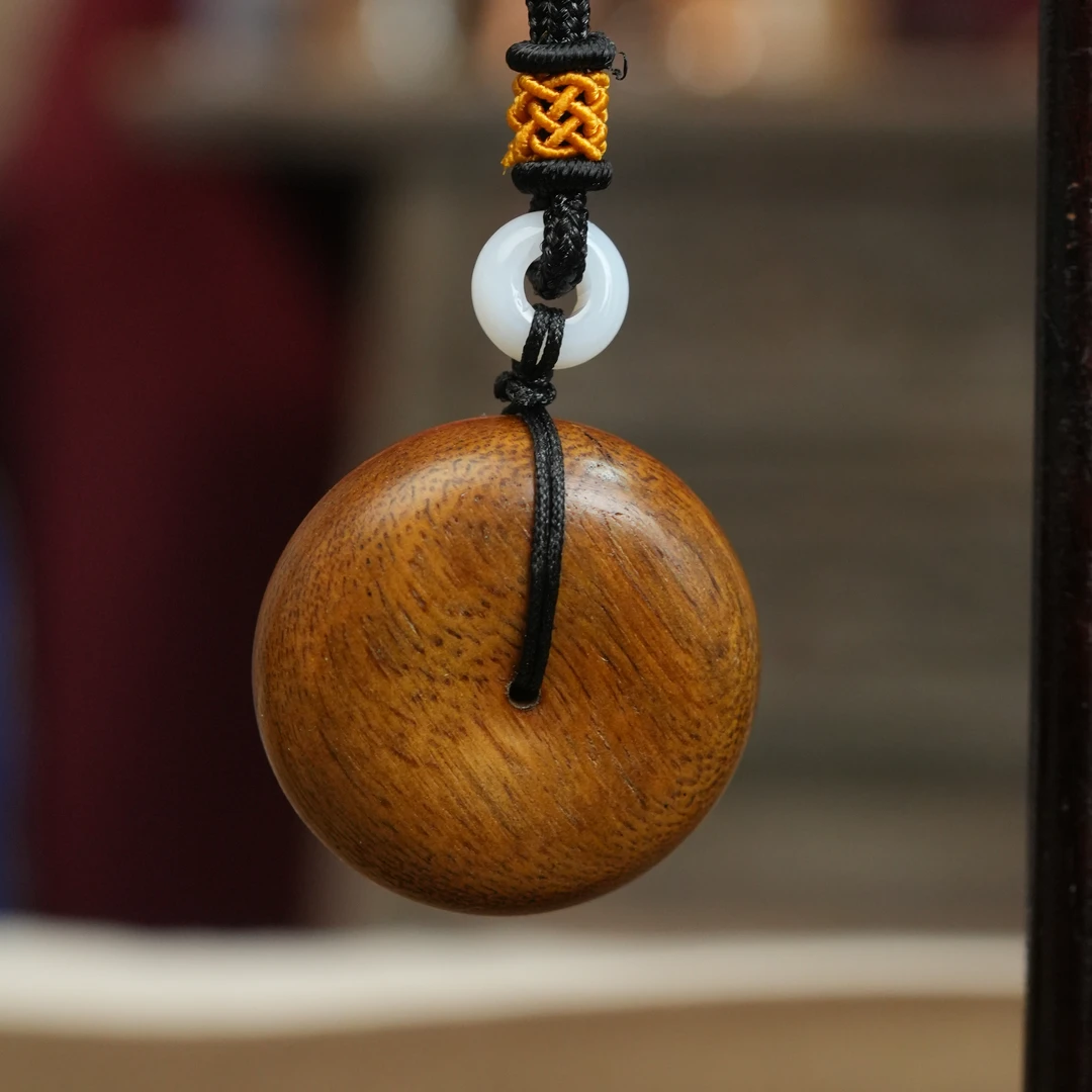 【限量福利】海南虫漏沉香大平安扣 珠径33mm多样性发一