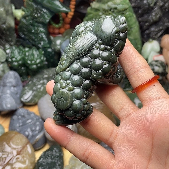 未镶嵌和田玉挂件