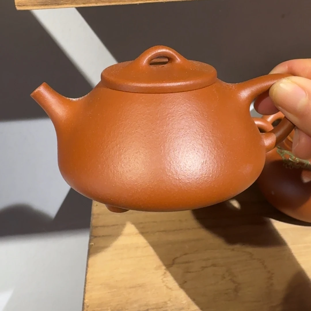 朱泥茶壶微瑕135毫升左右